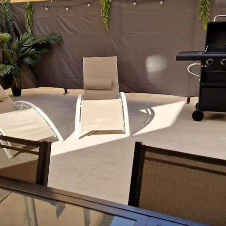 Appartement Terrasse Xxl En Plein Centre Nid Urbain Pour Couples & City-break